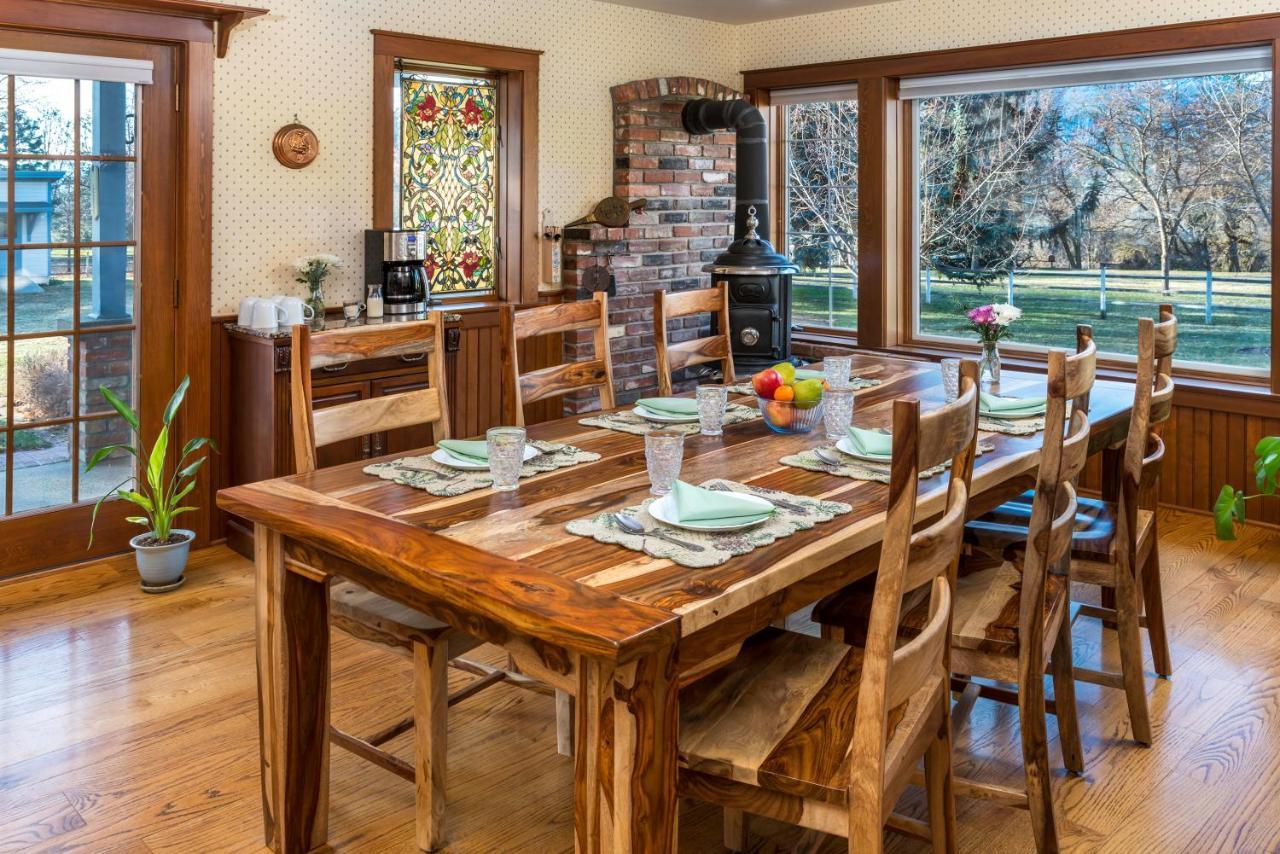 Gardenview Estate Bed And Breakfast Kettle Falls Esterno foto