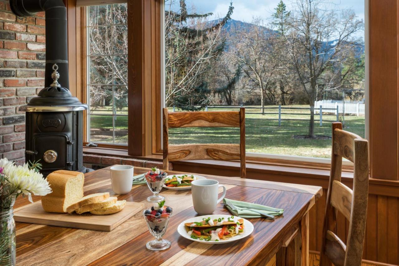 Gardenview Estate Bed And Breakfast Kettle Falls Esterno foto